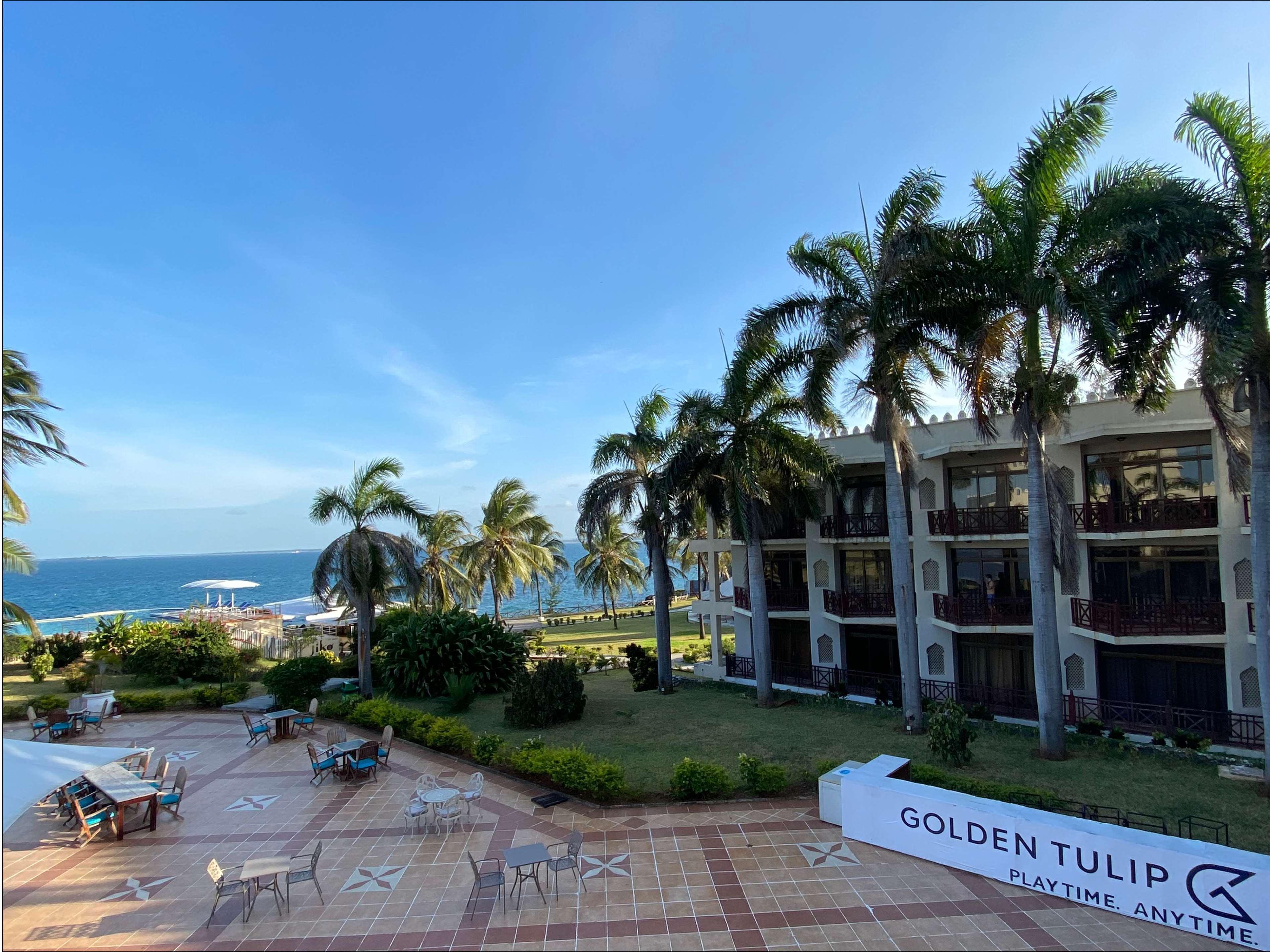 Hotel Golden Tulip Daressalam Exterior foto