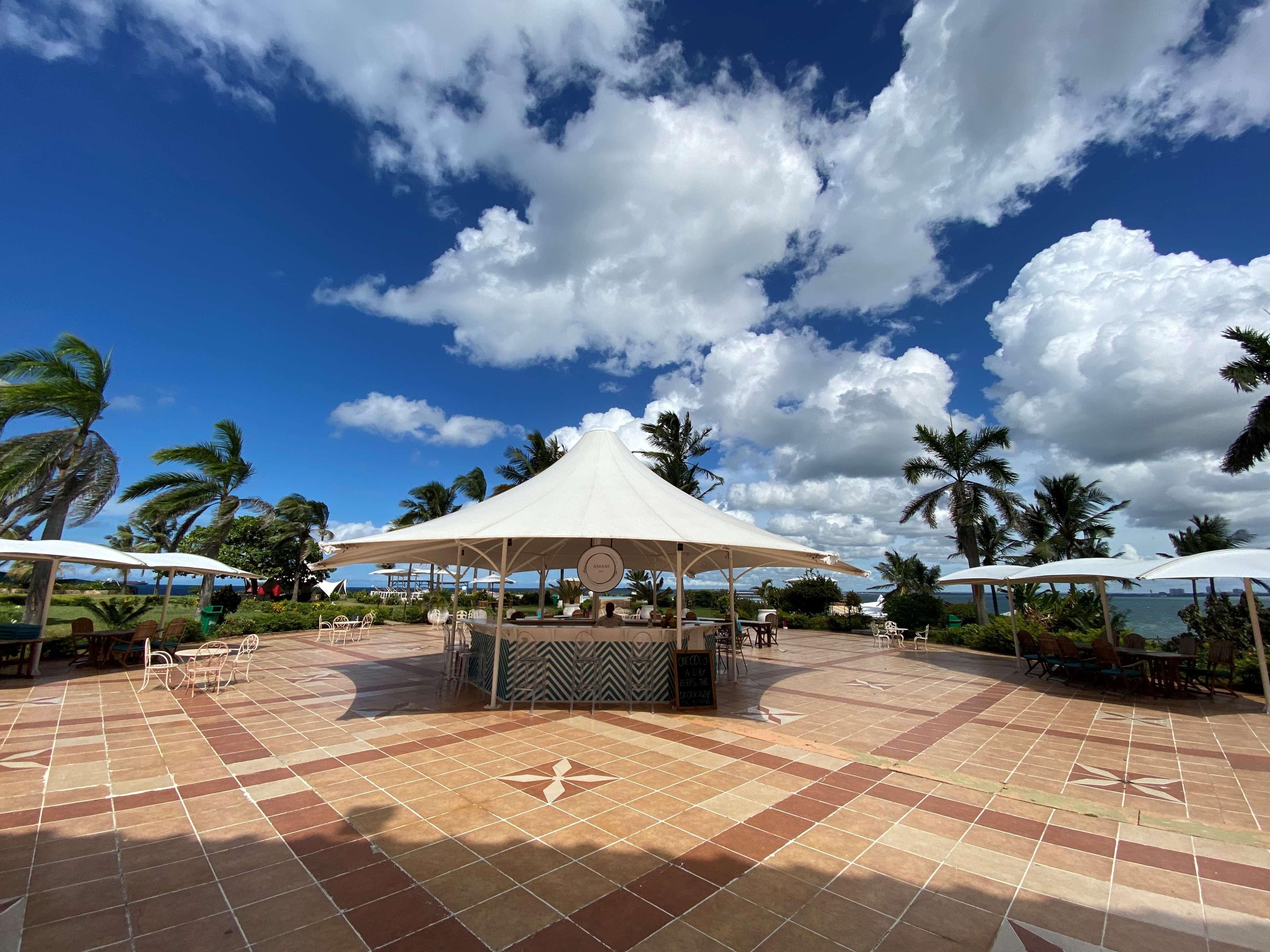 Hotel Golden Tulip Daressalam Exterior foto