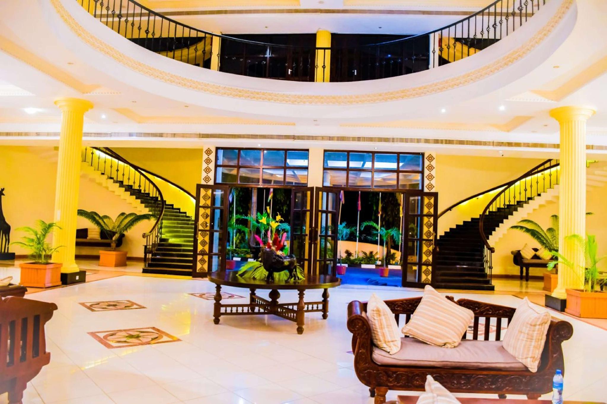 Hotel Golden Tulip Daressalam Exterior foto