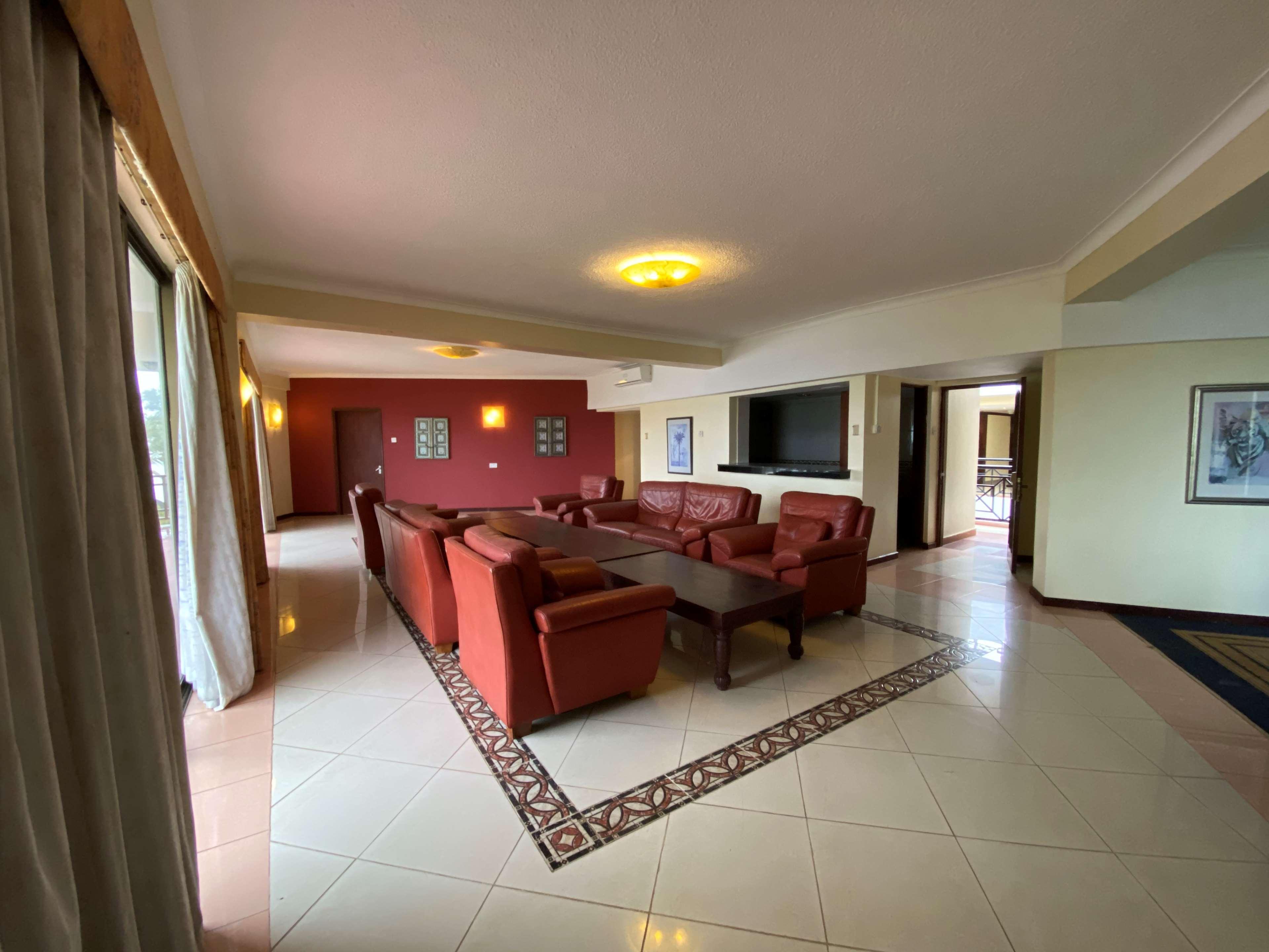 Hotel Golden Tulip Daressalam Exterior foto